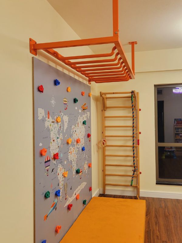 Kids Indoor Climbing Gym
