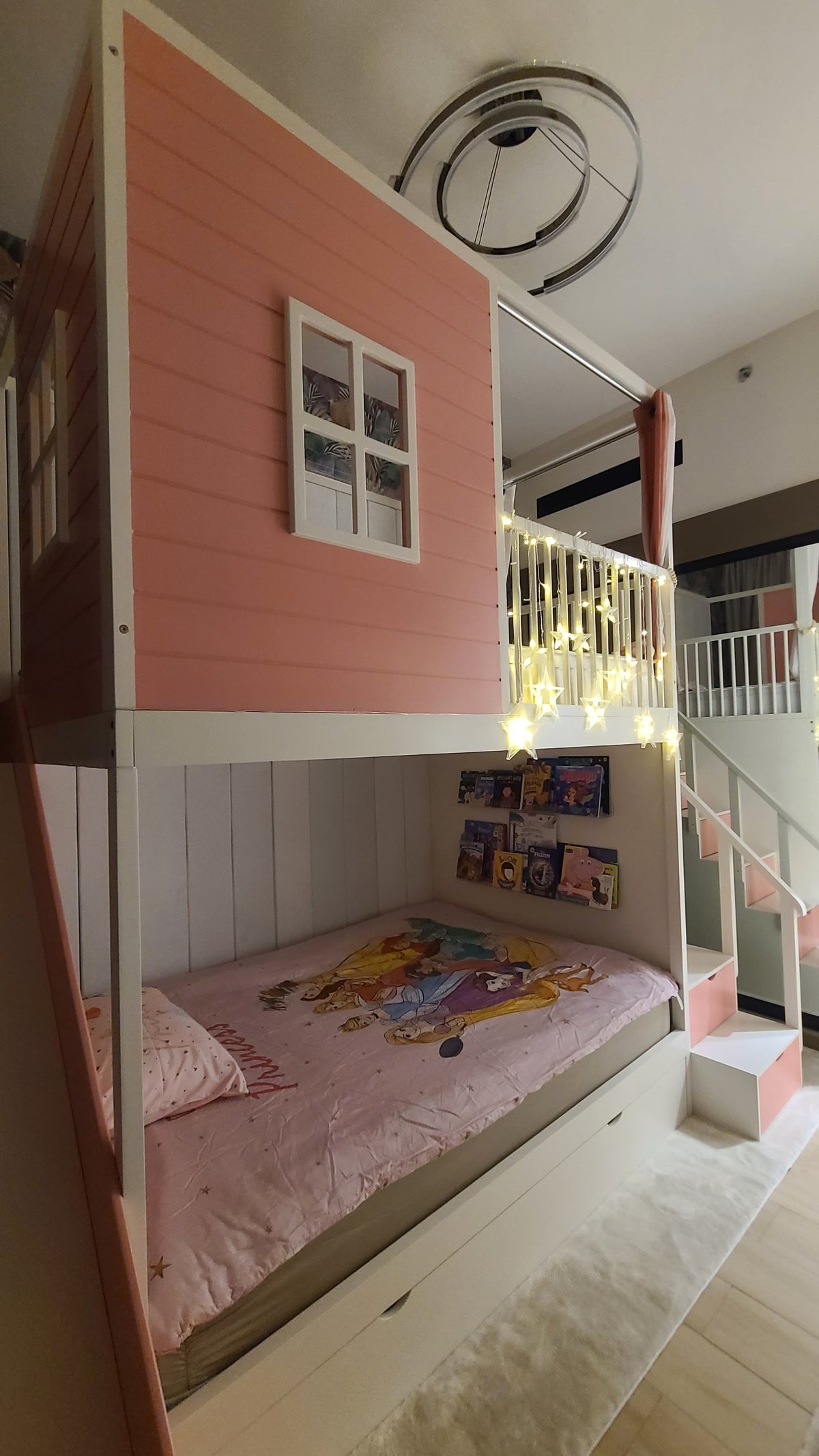 Eva's Dream Bunk