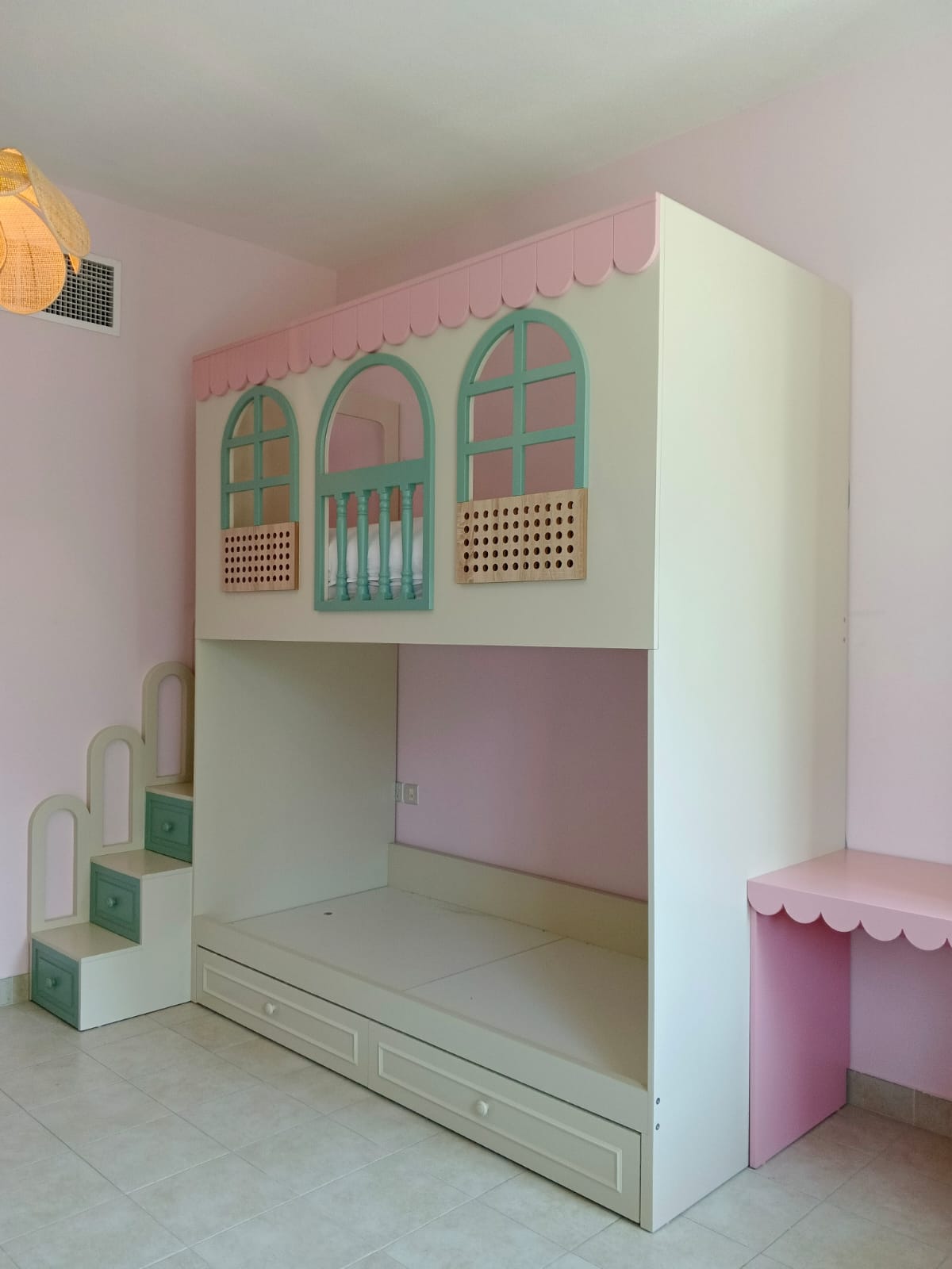 Noura’s Study Bunk Bed
