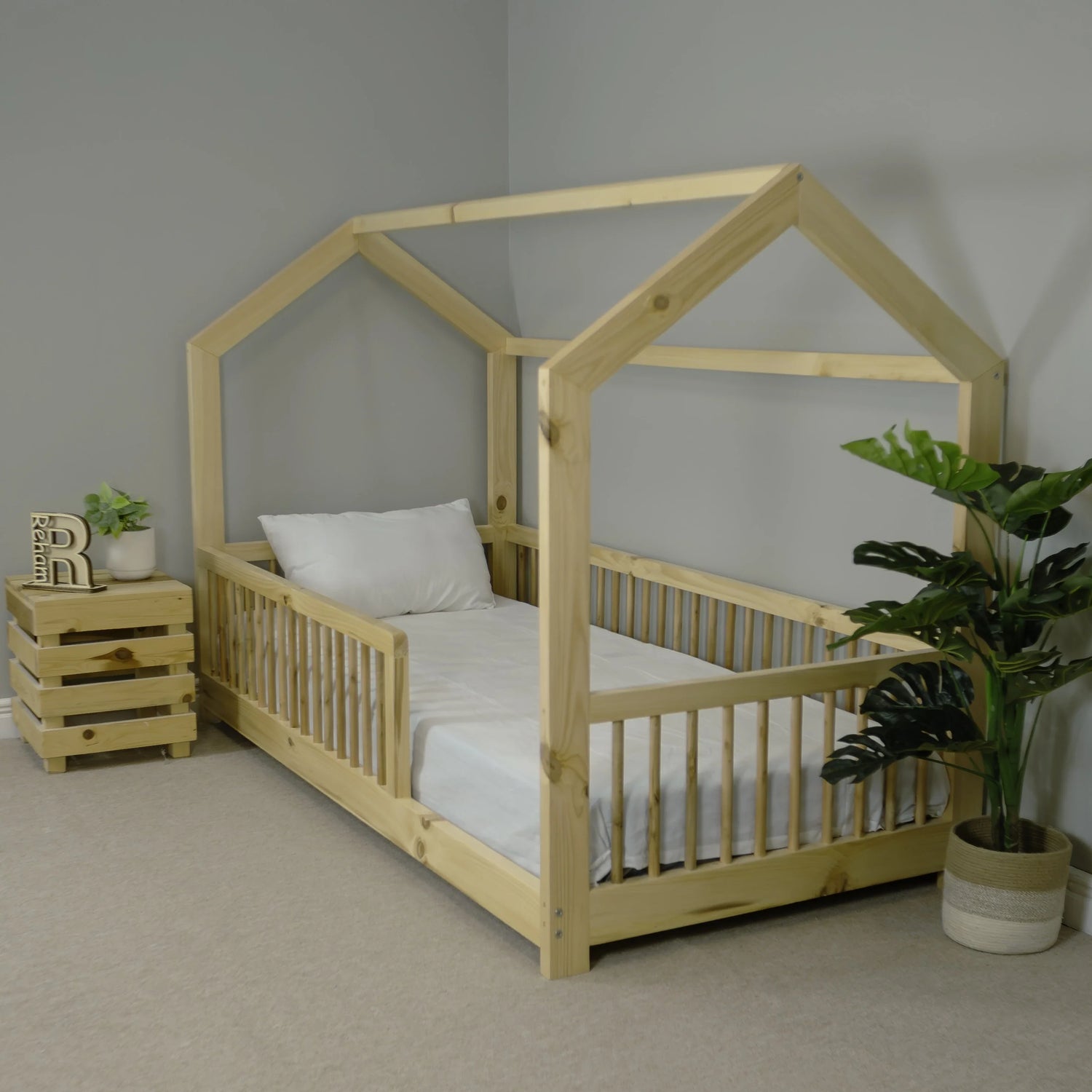 KIDS' BEDS