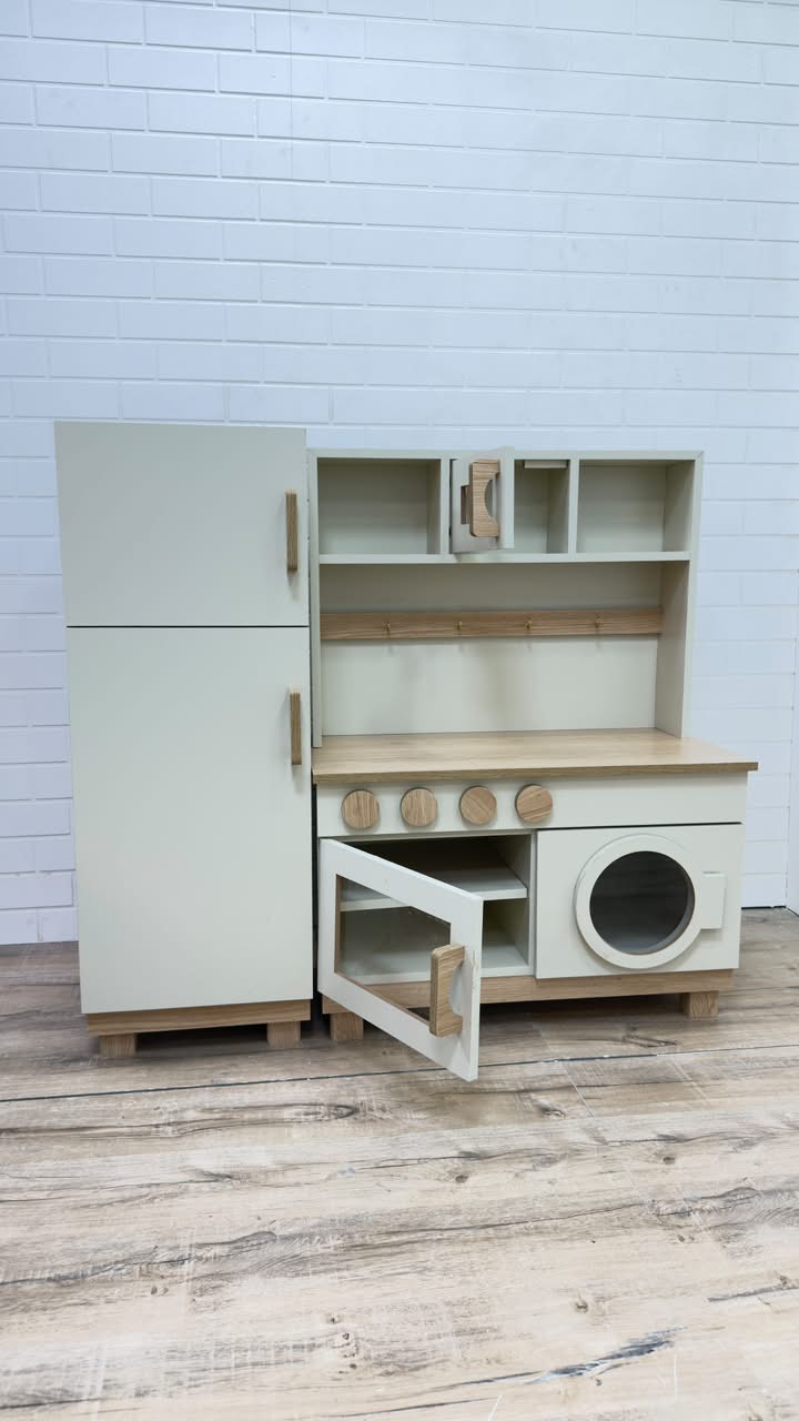 Little Chef Kitchen Set