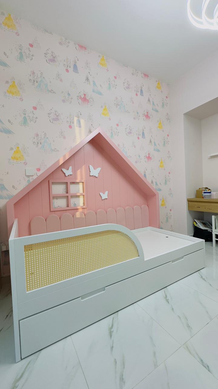 Hana’s Butterfly Dream House Set