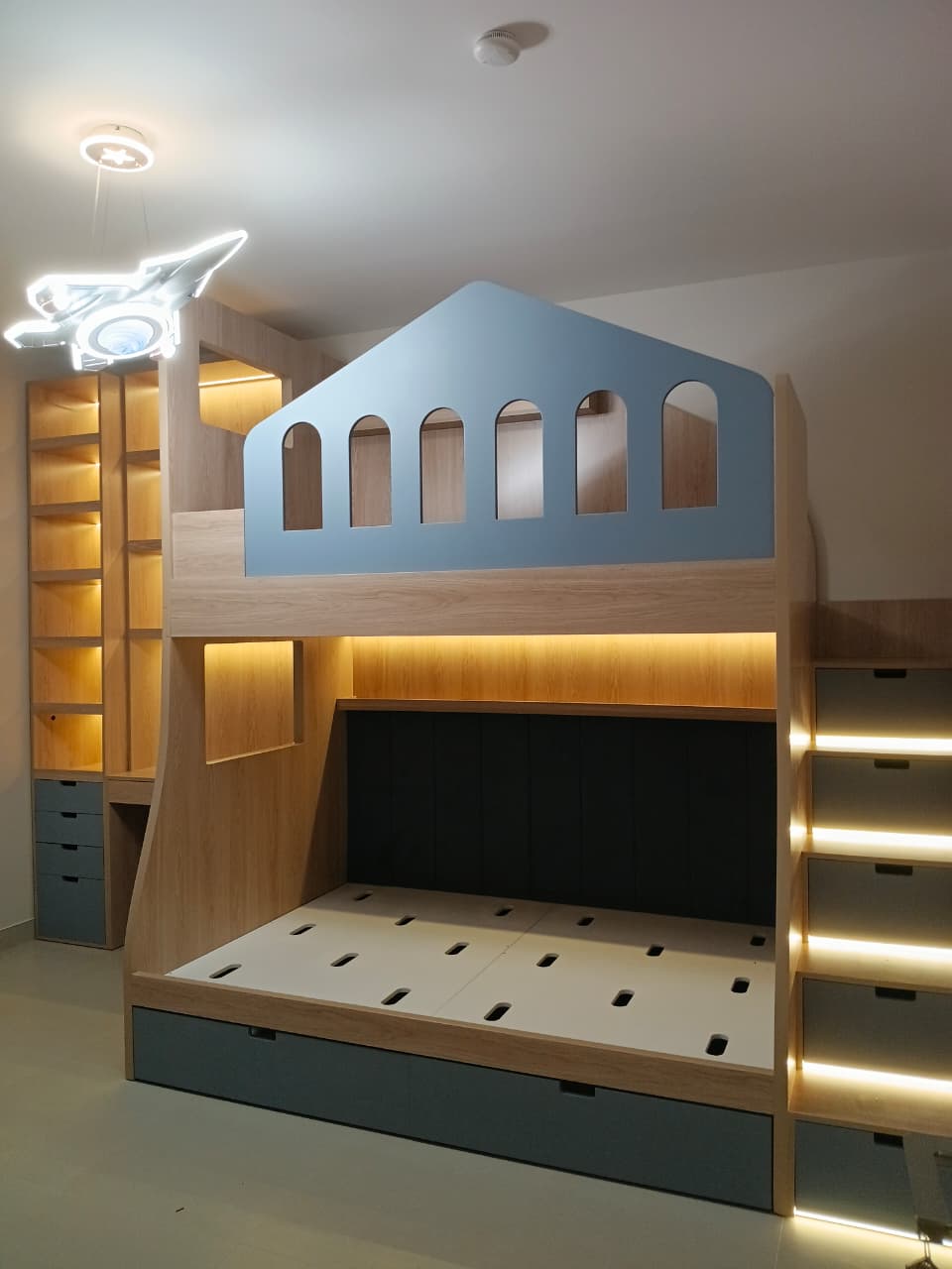 bunk bed