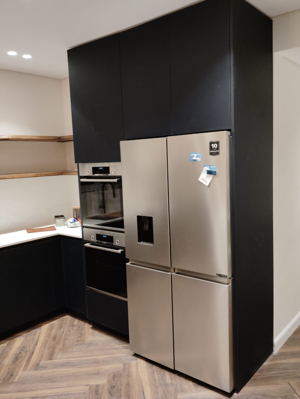 Contemporary Open Kitchen Design